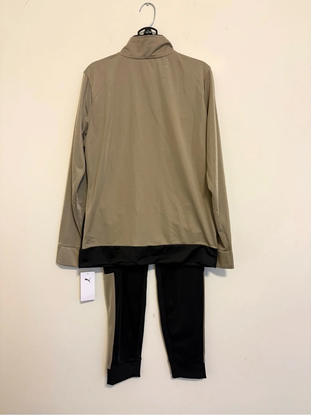 Puma Kids 2 Piece Track Suit Set Black Tan Jogger Jacket Set Size L 14/16 NWT